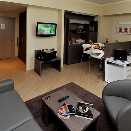 Chc Business Residence Genova Cameră foto